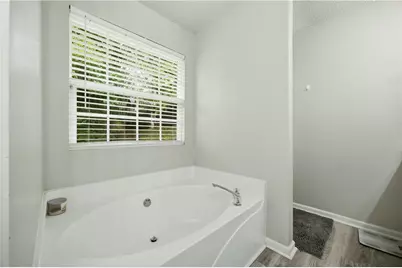 220 Ashland Manor Drive, Lawrenceville, GA 30045 - Photo 16