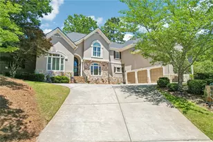 205 Wicklawn Way, Roswell, GA 30076 - Photo 2