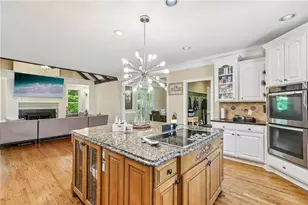 205 Wicklawn Way, Roswell, GA 30076 - Photo 22