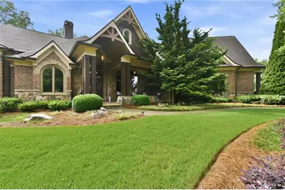 5038 Pointer Ridge, Flowery Branch, GA 30542 - Photo 2