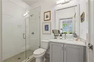 1700 Edgehill Manor St NE, Atlanta, GA 30317 - Photo 18