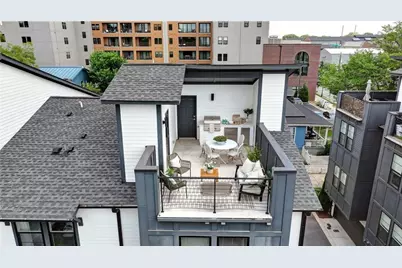 1700 Edgehill Manor Street NE, Atlanta, GA 30317 - Photo 2