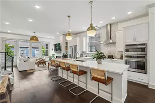 1700 Edgehill Manor St NE, Atlanta, GA 30317 - Photo 4