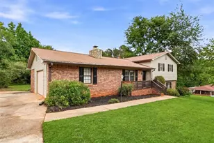6 Bittersweet Ln, Newnan, GA 30263 - Photo 4