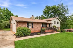 6 Bittersweet Ln, Newnan, GA 30263 - Photo 4