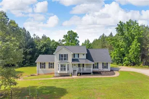 941 Lavonia Hwy, Bowersville, GA 30516 - Photo 2