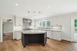 94 River Park Dr, Atlanta, GA 30328 - Photo 6