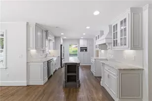3380 Wildwood Rd, Suwanee, GA 30024 - Photo 8