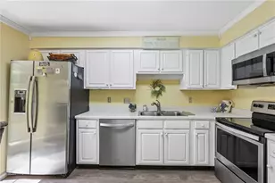 26308 Plantation Dr NE, Atlanta, GA 30324 - Photo 12