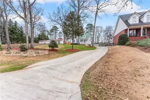 3852 Clubhouse Dr, Gainesville, GA 30501 - Photo 72