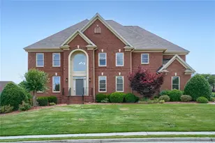 2646 Hunters Pl Landing, Grayson, GA 30017 - Photo 2