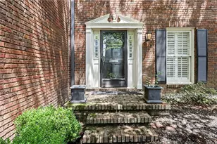 5217 Glenridge Dr NE, Atlanta, GA 30342 - Photo 1