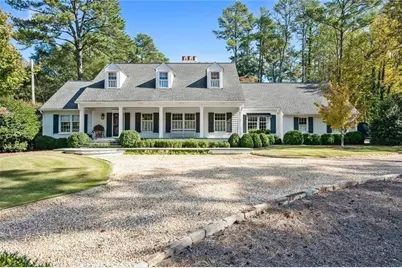 521 Heyward Circle NW, Marietta, GA 30064 - Photo 2