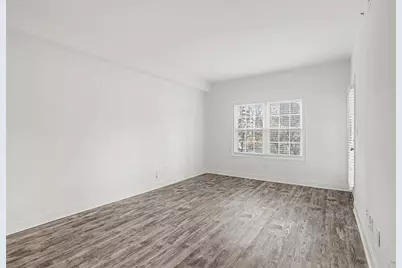 1074 Peachtree Walk NE #B322, Atlanta, GA 30309 - Photo 12
