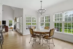230 Thompson Springs Dr, Alpharetta, GA 30004 - Photo 18