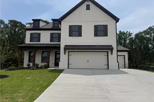 620 Winding Rose Dr, Hoschton, GA 30548 - Photo 1