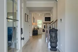597 Winding Rose Dr, Hoschton, GA 30548 - Photo 2