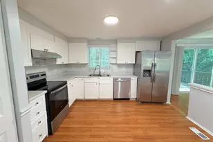 4421 Hopkins Lake Dr, Duluth, GA 30096 - Photo 12