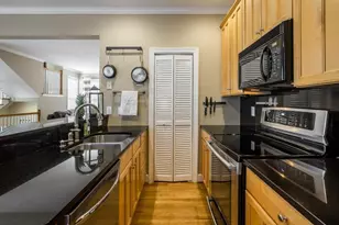 691 Bonaventure Ave NE, Atlanta, GA 30306 - Photo 10