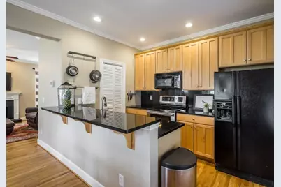 691 Bonaventure Avenue NE, Atlanta, GA 30306 - Photo 8