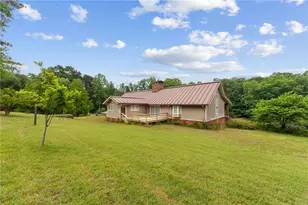 4454 Ledan Ext, Gainesville, GA 30506 - Photo 6