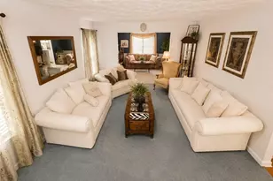 6366 Conisburgh Ln, Stone Mountain, GA 30087 - Photo 6