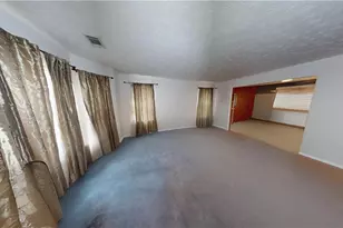 6366 Conisburgh Ln, Stone Mountain, GA 30087 - Photo 6