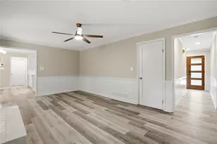 2595 Marsha Cir, Cumming, GA 30041 - Photo 2