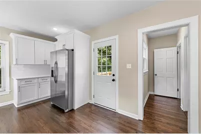76 Leathers Circle NW, Atlanta, GA 30314 - Photo 10