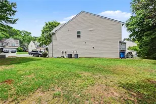 1357 Upshur Pl NE, Buford, GA 30519 - Photo 10