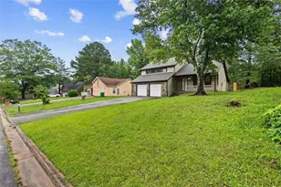 1055 Chapman Ln, Stone Mountain, GA 30088 - Photo 56