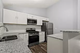 1055 Chapman Ln, Stone Mountain, GA 30088 - Photo 14