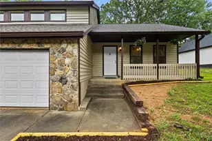 1055 Chapman Ln, Stone Mountain, GA 30088 - Photo 2