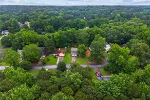 1055 Chapman Ln, Stone Mountain, GA 30088 - Photo 44