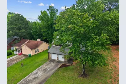 1055 Chapman Lane, Stone Mountain, GA 30088 - Photo 42