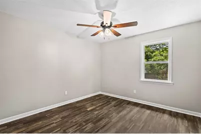1055 Chapman Lane, Stone Mountain, GA 30088 - Photo 32