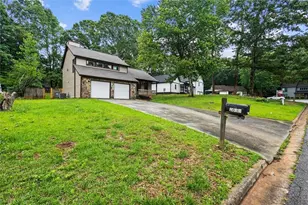 1055 Chapman Ln, Stone Mountain, GA 30088 - Photo 58