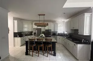 4690 Hamden Forest Dr SW, Atlanta, GA 30331 - Photo 6