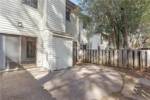 1000 Country Ct, Lawrenceville, GA 30044 - Photo 22