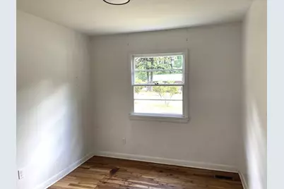 2740 Santa Barbara Drive NW, Atlanta, GA 30318 - Photo 14