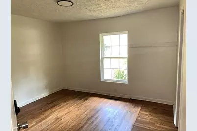 2740 Santa Barbara Drive NW, Atlanta, GA 30318 - Photo 8