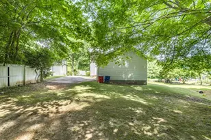 252 N Wesleyan Cir, Macon, GA 31210 - Photo 38