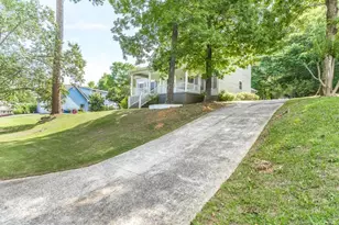 252 N Wesleyan Cir, Macon, GA 31210 - Photo 4