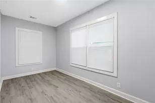 1337 SW McClelland Ave, Atlanta, GA 30344 - Photo 16