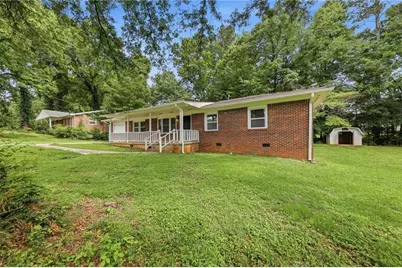2463 Montezuma Circle, Ellenwood, GA 30294 - Photo 2