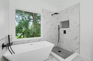 1600 Montrachet Dr, Lawrenceville, GA 30043 - Photo 12