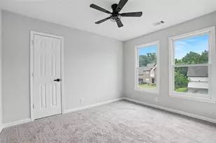 1600 Montrachet Dr, Lawrenceville, GA 30043 - Photo 14