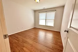 1678 Carr Cir NW, Atlanta, GA 30318 - Photo 20