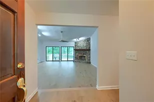 175 Ansley Ct, Roswell, GA 30076 - Photo 4