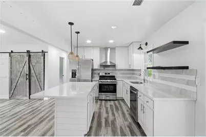 1614 Carolyn Drive, Stone Mountain, GA 30087 - Photo 2